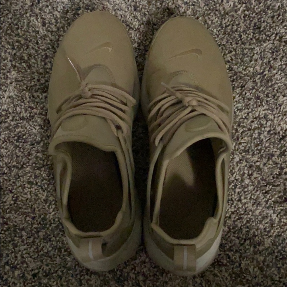 nike sneakers